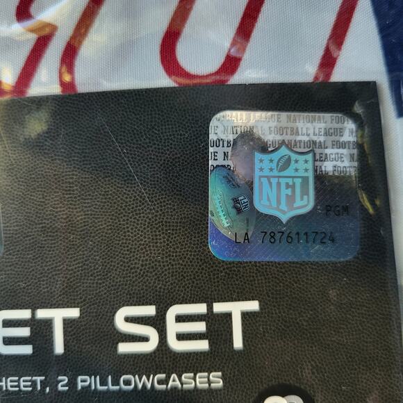 NFL New York Giants Full Sz. Sheet Set 4 Piece Flat & Fitted Sheet 2 Pillow Case - Picture 4 of 5